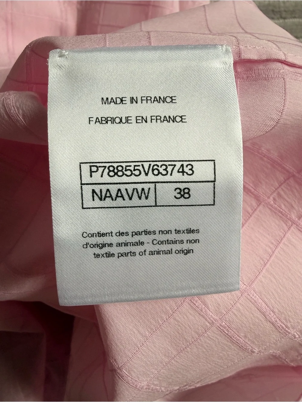 CHANEL 25c sleeveless